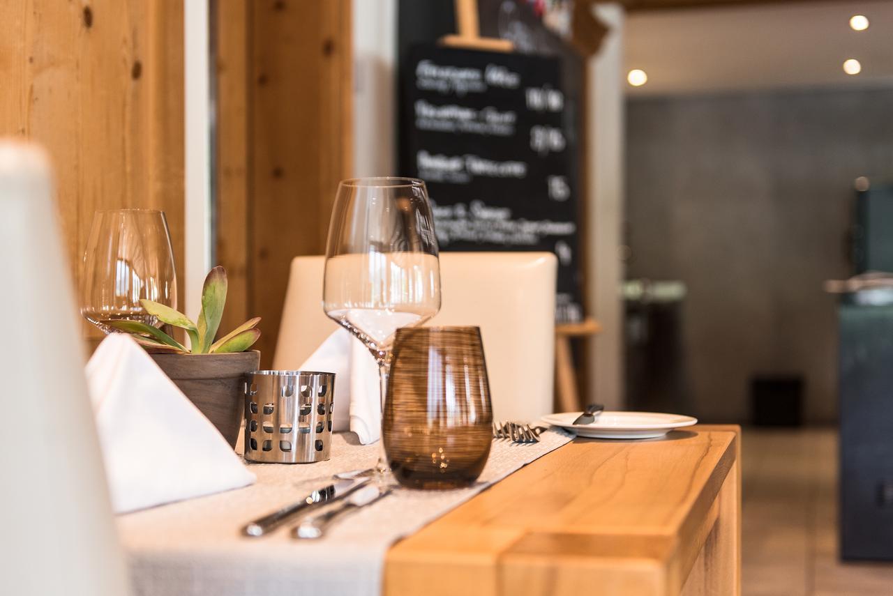 Hotel Restaurant Chesa 필름 외부 사진